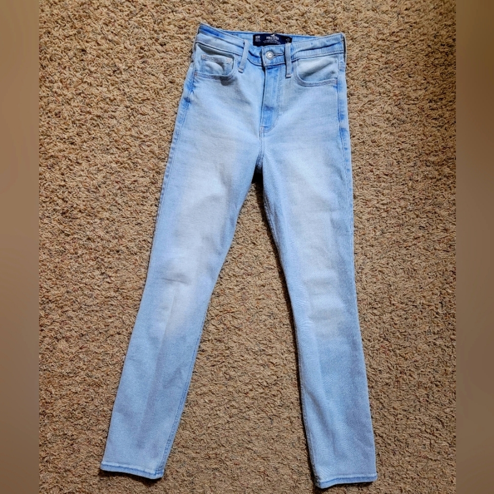 NWT Hollister High Wasited Skinny Jeans